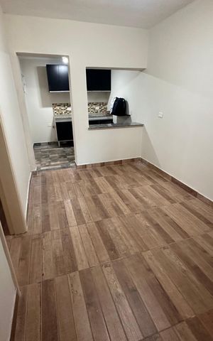 Casa à venda com 140m², 4 quartos e 2 vagas Casa à venda com 140m², 4 quartos e 2 vagasSala