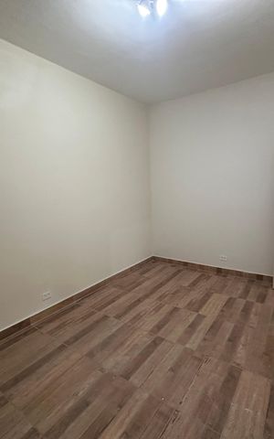 Casa à venda com 140m², 4 quartos e 2 vagas Casa à venda com 140m², 4 quartos e 2 vagasQuarto 3