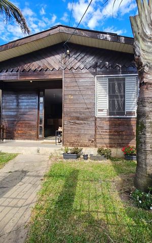 Casa à venda com 73m², 3 quartos e 2 vagas