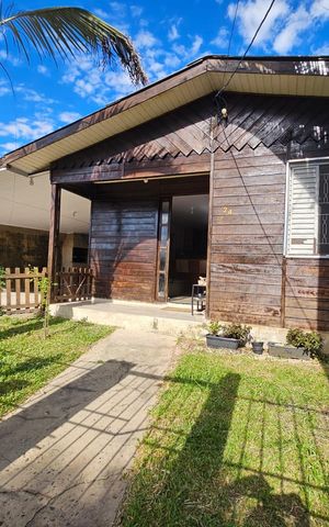 Casa à venda com 73m², 3 quartos e 2 vagas