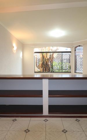 Casa para alugar com 177m², 3 quartos e 3 vagasSala