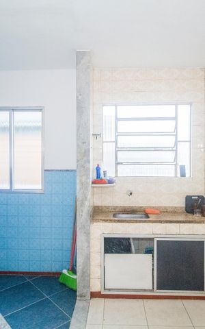Casa à venda com 80m², 2 quartos e 1 vaga Casa à venda com 80m², 2 quartos e 1 vagaCozinha e Área de Serviço