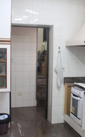 Casa para alugar com 400m², 5 quartos e 3 vagasCozinha