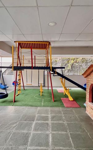 Apartamento à venda com 61m², 2 quartos e 1 vaga Apartamento à venda com 61m², 2 quartos e 1 vagaÁrea comum - Playground