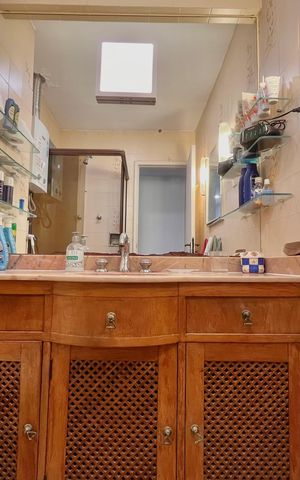 Apartamento à venda com 61m², 2 quartos e 1 vaga Apartamento à venda com 61m², 2 quartos e 1 vagaBanheiro