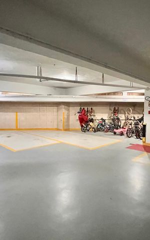 Apartamento à venda com 61m², 2 quartos e 1 vaga Apartamento à venda com 61m², 2 quartos e 1 vagaGaragem