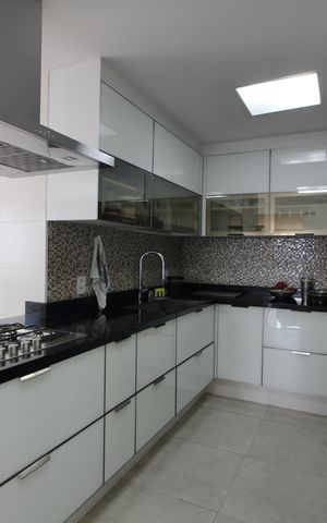 Apartamento à venda com 169m², 4 quartos e 2 vagasCozinha