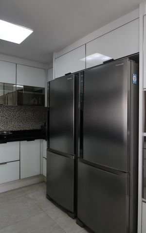 Apartamento à venda com 169m², 4 quartos e 2 vagasCozinha