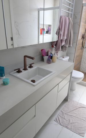 Apartamento à venda com 169m², 4 quartos e 2 vagasQuarto 2 - Suíte