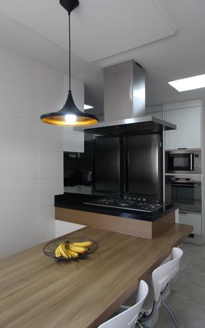 Apartamento à venda com 169m², 4 quartos e 2 vagasCozinha