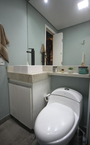 Apartamento à venda com 3m², 2 quartos e 1 vagaBanheiro 