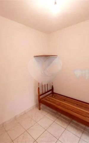 Casa à venda com 165m², 3 quartos e 2 vagas