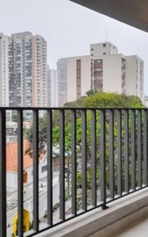Studio à venda com 33m², 1 quarto e sem vaga Studio à venda com 33m², 1 quarto e sem vagaVaranda