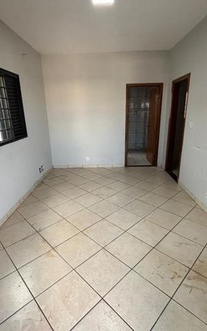 Casa para alugar com 180m², 4 quartos e 3 vagas