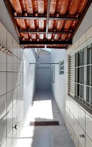 Casa para alugar com 180m², 4 quartos e 3 vagas