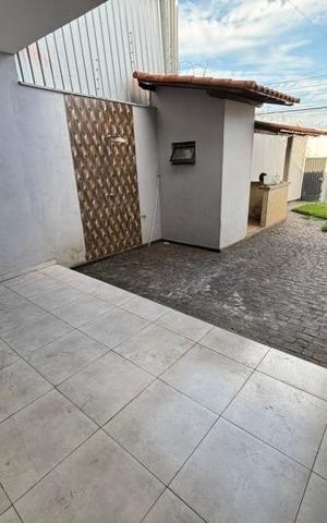 Casa para alugar com 180m², 4 quartos e 3 vagas