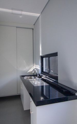 Casa de condomínio para alugar com 159m², 3 quartos e 4 vagas Casa de condomínio para alugar com 159m², 3 quartos e 4 vagasÁrea de Serviço