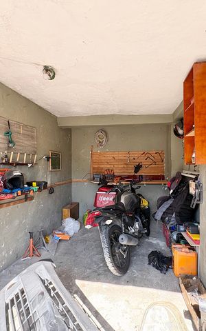 Casa à venda com 86m², 2 quartos e 1 vaga Casa à venda com 86m², 2 quartos e 1 vagaGaragem