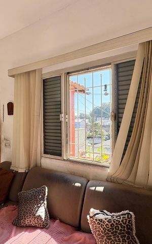 Casa à venda com 86m², 2 quartos e 1 vaga Casa à venda com 86m², 2 quartos e 1 vagaSala