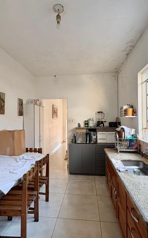 Casa à venda com 86m², 2 quartos e 1 vaga Casa à venda com 86m², 2 quartos e 1 vagaCozinha