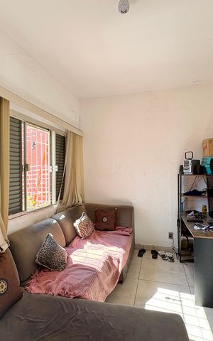 Casa à venda com 86m², 2 quartos e 1 vaga Casa à venda com 86m², 2 quartos e 1 vagaSala