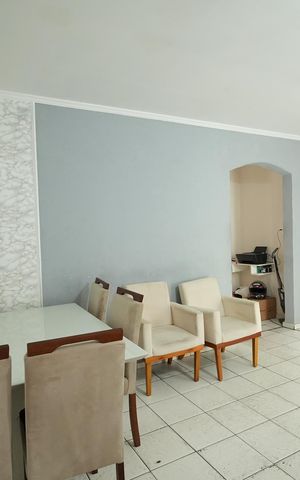 Casa à venda com 130m², 3 quartos e sem vagaSala