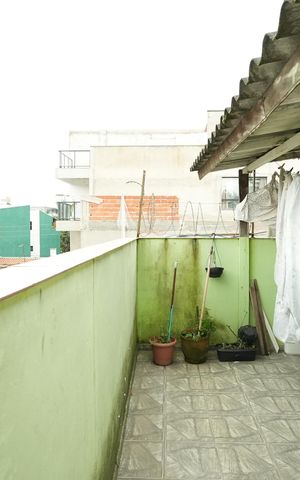 Casa à venda com 130m², 3 quartos e sem vagaÁrea de Serviço