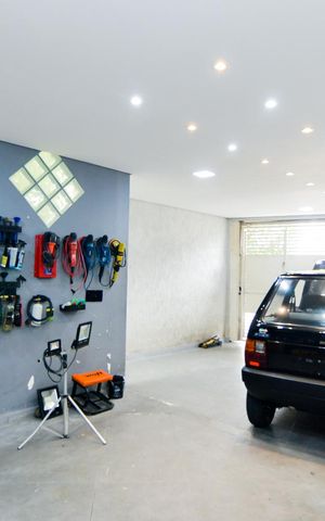 Casa à venda com 200m², 3 quartos e 2 vagasGaragem