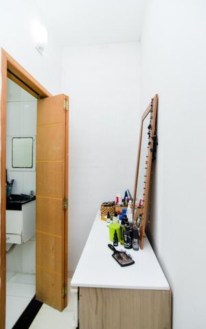Casa à venda com 200m², 3 quartos e 2 vagasBanheiro da Suíte