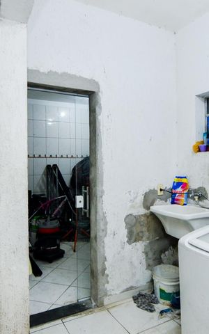 Casa à venda com 200m², 3 quartos e 2 vagasÁrea de Serviço