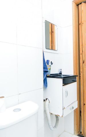 Casa à venda com 200m², 3 quartos e 2 vagasBanheiro da Suíte