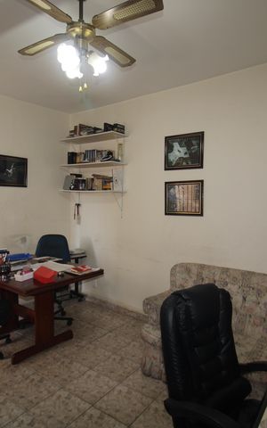 Casa à venda com 170m², 2 quartos e sem vagaQuarto 1
