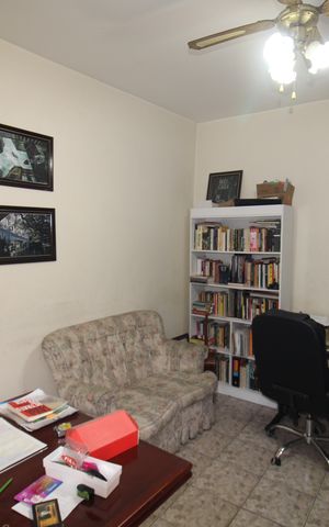 Casa à venda com 170m², 2 quartos e sem vagaQuarto 1