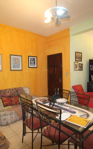 Casa à venda com 170m², 2 quartos e sem vagaSala