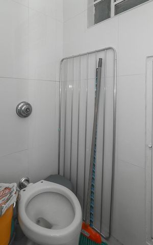 Apartamento à venda com 70m², 2 quartos e 2 vagasBanheiro de serviço