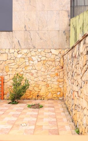 Casa para alugar com 263m², 4 quartos e 8 vagasVaranda