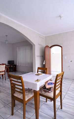 Casa à venda com 331m², 3 quartos e 5 vagasCozinha