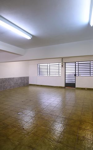 Casa à venda com 331m², 3 quartos e 5 vagasGaragem