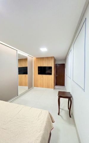 Casa à venda com 360m², 3 quartos e 4 vagas Casa à venda com 360m², 3 quartos e 4 vagasSuíte
