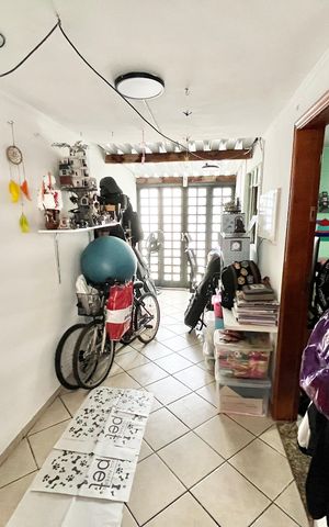 Casa à venda com 147m², 2 quartos e 1 vaga Casa à venda com 147m², 2 quartos e 1 vagaEntrada