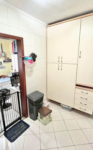 Casa à venda com 147m², 2 quartos e 1 vaga Casa à venda com 147m², 2 quartos e 1 vagaCozinha