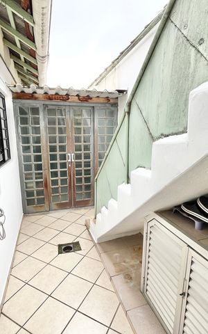 Casa à venda com 147m², 2 quartos e 1 vaga Casa à venda com 147m², 2 quartos e 1 vagaQuintal