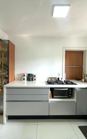 Casa à venda com 130m², 3 quartos e 2 vagas