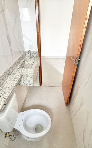 Apartamento à venda com 44m², 2 quartos e 1 vaga Apartamento à venda com 44m², 2 quartos e 1 vagaBanheiro