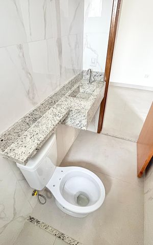 Apartamento à venda com 44m², 2 quartos e 1 vaga Apartamento à venda com 44m², 2 quartos e 1 vagaBanheiro