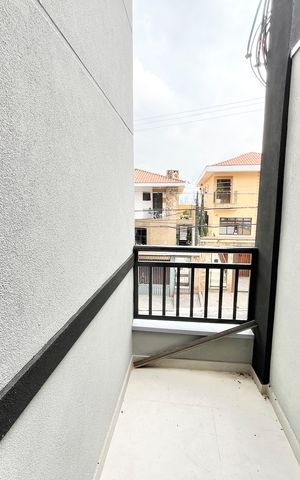 Apartamento à venda com 44m², 2 quartos e 1 vaga Apartamento à venda com 44m², 2 quartos e 1 vagaVaranda