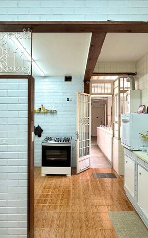 Apartamento à venda com 327m², 4 quartos e 1 vaga