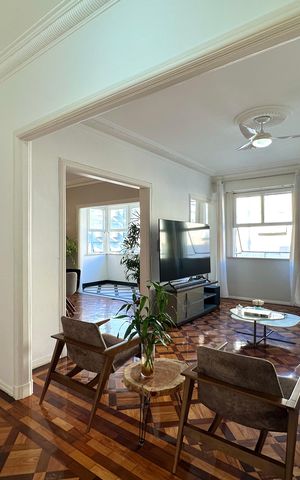 Apartamento à venda com 327m², 4 quartos e 1 vaga
