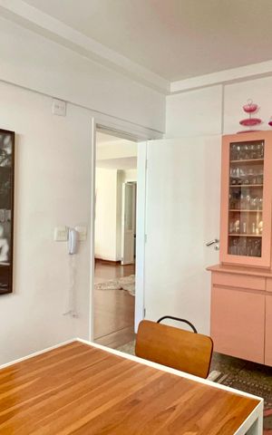 Apartamento à venda com 273m², 3 quartos e 2 vagas Apartamento à venda com 273m², 3 quartos e 2 vagasCopa