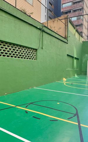 Apartamento à venda com 273m², 3 quartos e 2 vagas Apartamento à venda com 273m², 3 quartos e 2 vagasQuadra